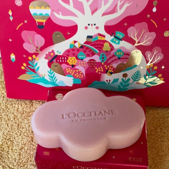 🌷 LOCCITANE FESTIVE GARDEN SOAP 🌷 NWT 🌷 - Picture 7 of 16
